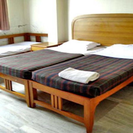 Hotel Meru Púna Exteriér fotografie