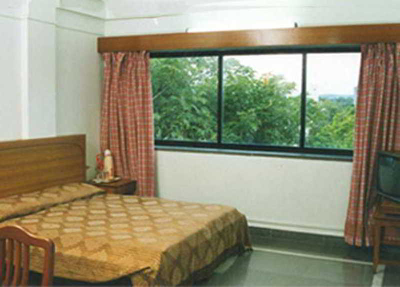 Hotel Meru Púna Exteriér fotografie